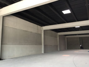 Superficie comercial en alfafar, en estado diáfano.